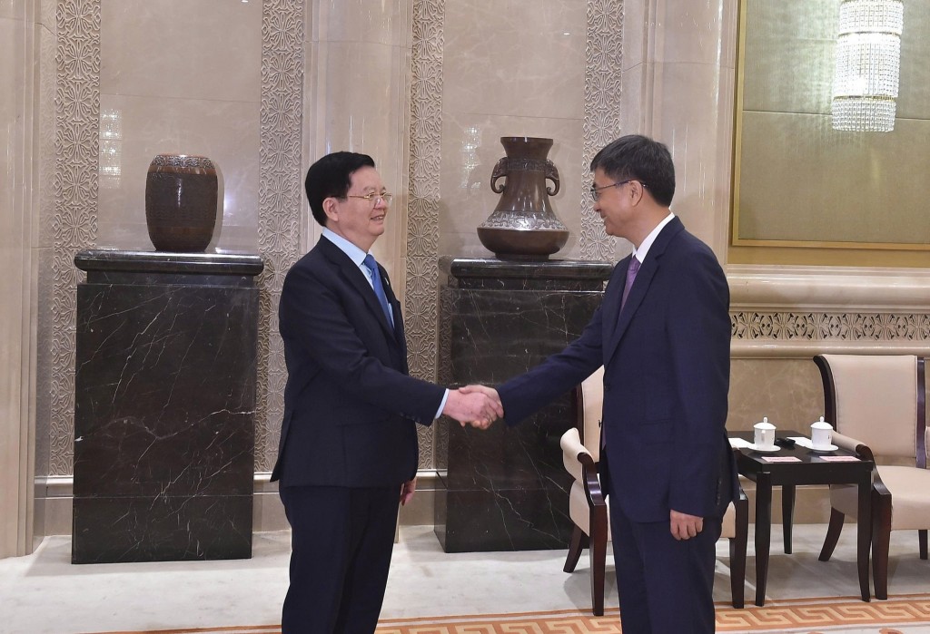 Phó Thủ tướng Mai Văn Chính gặp Bí thư Khu ủy Quảng Tây, Trung Quốc Trần Cương - Ảnh: VGP/Giang Thanh