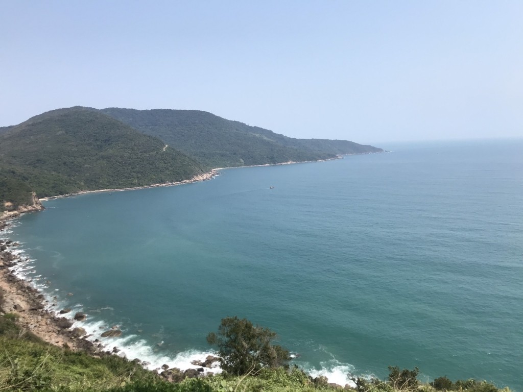 Bán đảo Sơn Trà với những bãi biển hoang sơ tuyệt đẹp (Ảnh Đ.Minh) Bán đảo Sơn Trà với những bãi biển hoang sơ tuyệt đẹp (Ảnh Đ.Minh)