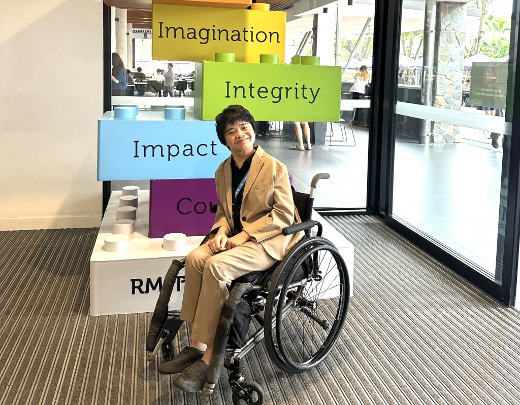 Nữ giám đốc bại não biến giới hạn thành cơ hội