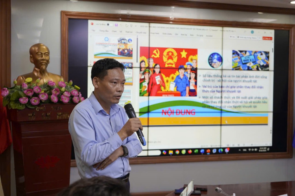 Thúc đẩy thông tin về quyền tham chính cho người khuyết tật Thúc đẩy thông tin về quyền tham chính cho người khuyết tật