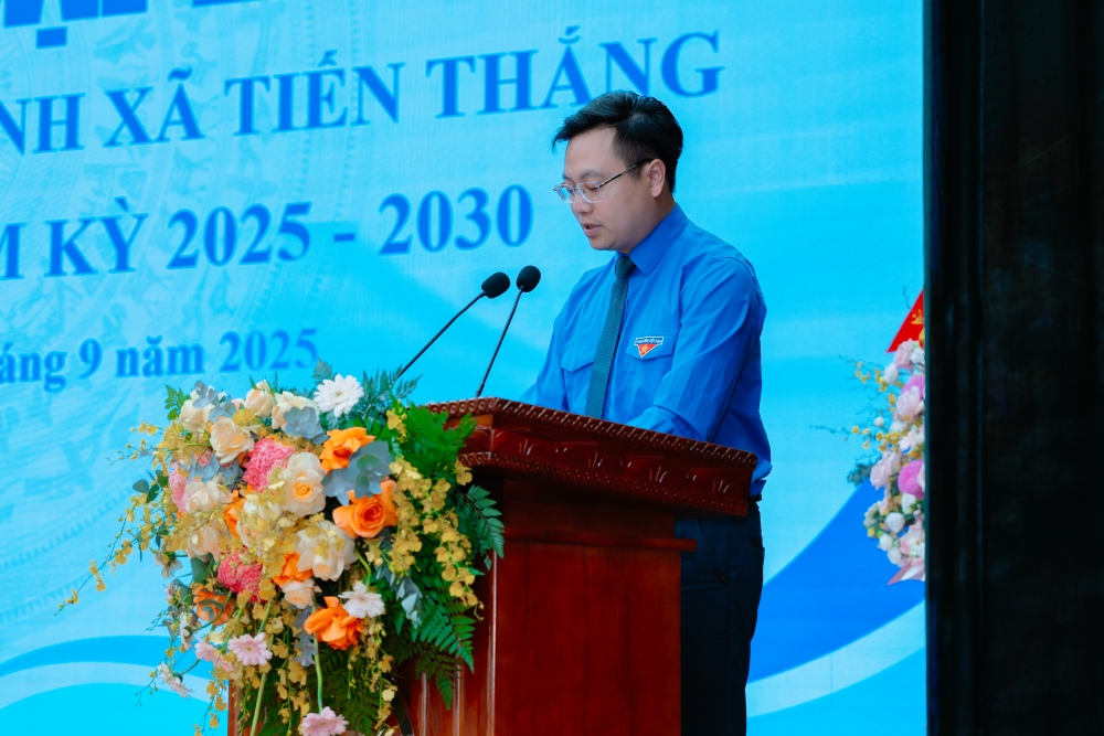 Tuổi trẻ xã Tiến Thắng đoàn kết, tiên phong, bản lĩnh, sáng tạo Tuổi trẻ xã Tiến Thắng đoàn kết, tiên phong, bản lĩnh, sáng tạo