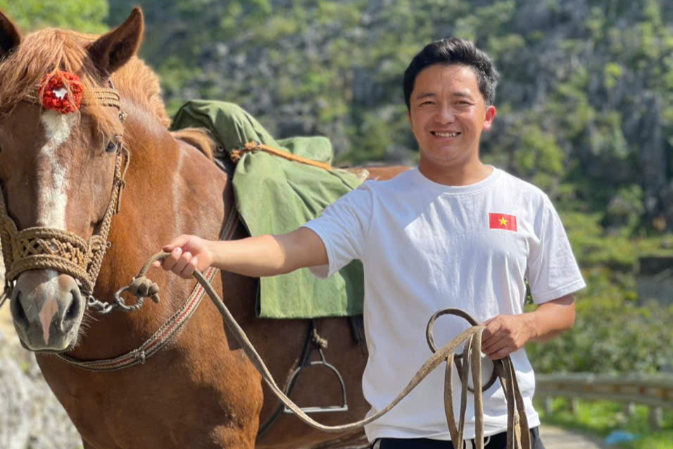 Chuyện Sùng Mí Phìn dấn thân làm du lịch cộng đồng