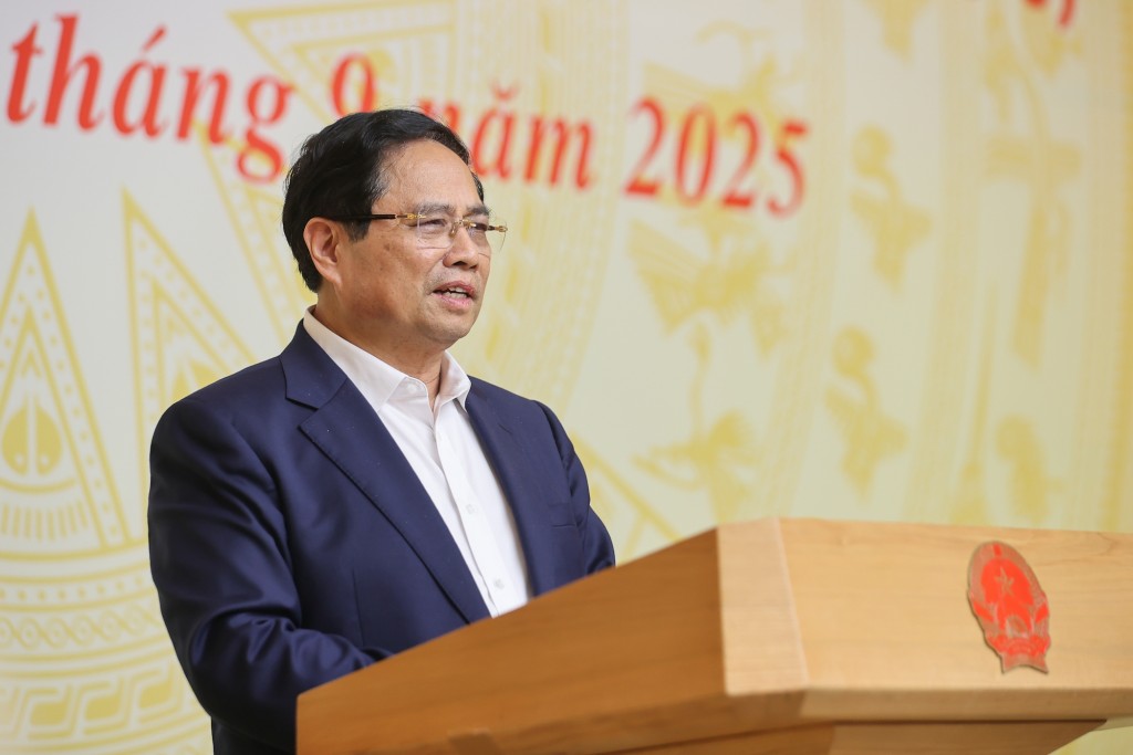 Thủ tướng ghi nhận, biểu dương, đánh giá cao những kết quả mà các bộ, ngành, địa phương đã nỗ lực đạt được - Ảnh: VGP/Nhật Bắc