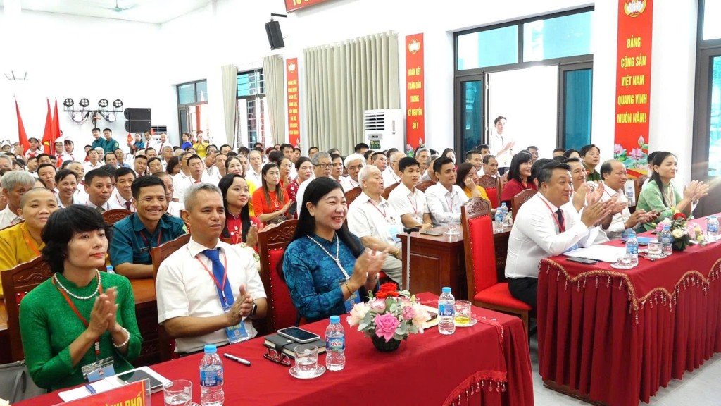 Các vị đại biểu tham dự Đại hội (Ảnh: Đỗ Phong) Các vị đại biểu tham dự Đại hội (Ảnh: Đỗ Phong)