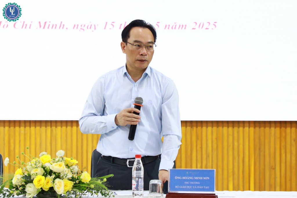 Thứ trưởng Bộ Giáo dục và Đào tạo Hoàng Minh Sơn
