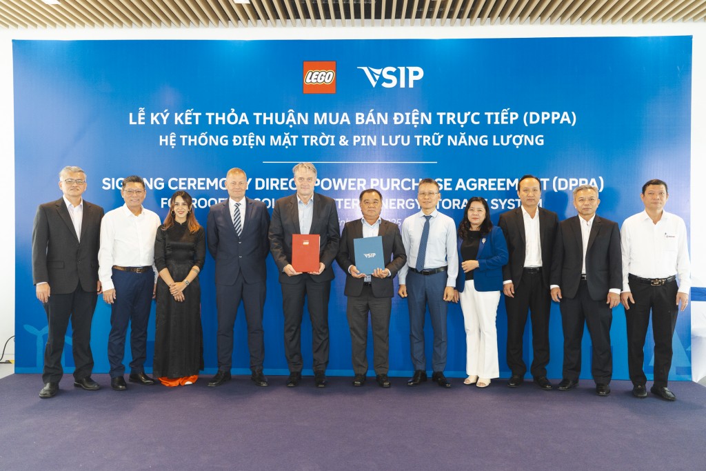 Lễ ký kết thỏa thuận mua bán điện trực tiếp với giữa LEGO Manufacturing Việt Nam và VSIP