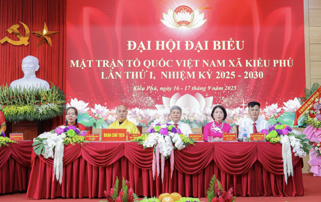 Đoàn Chủ tịch điều hành Đại hội