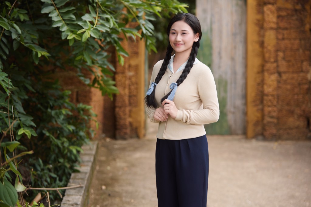 Lê Minh Ngọc vừa là diễn viên vừa là ca sĩ thể hiện các bài hát trong phim