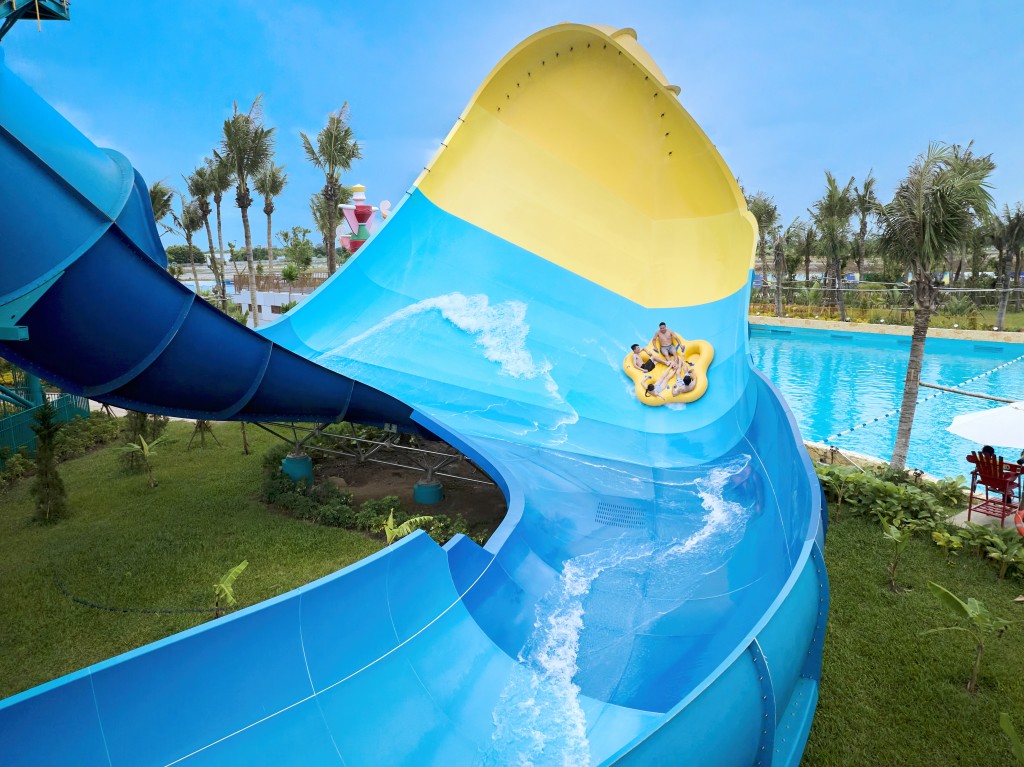 Những đường trượt hấp dẫn của Sun World Ha Nam thu hút giới trẻ đam mê khám phá Những đường trượt hấp dẫn của Sun World Ha Nam thu hút giới trẻ đam mê khám phá