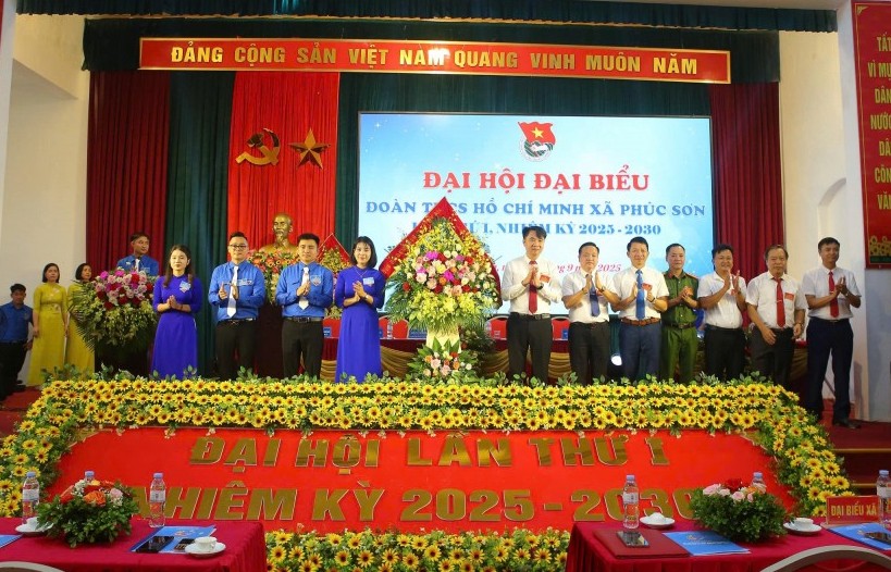 Dấu mốc trên chặng đường mới của tuổi trẻ xã Phúc Sơn