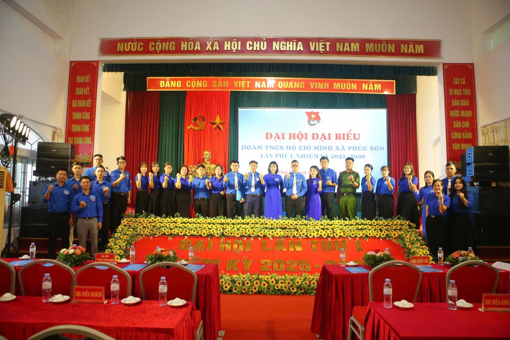 Ban Chấp hành Đoàn xã Phúc Sơn khoá I ra mắt tại Đại hội