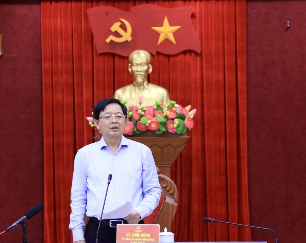 Bí thư Tỉnh ủy Gia Lai Hồ Quốc Dũng  phát biểu tại cuộc họp 