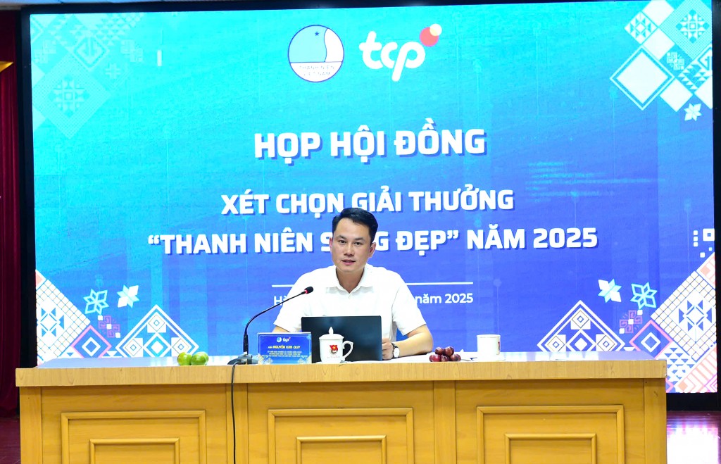 Anh Nguyễn Kim Quy, Ủy viên Ban Thường vụ Trung ương Đoàn, Phó Chủ tịch Thường trực Trung ương Hội Liên hiệp Thanh niên (LHTN) Việt Nam, Phó Chủ tịch Hội đồng Giải thưởng Anh Nguyễn Kim Quy, Ủy viên Ban Thường vụ Trung ương Đoàn, Phó Chủ tịch Thường trực Trung ương Hội Liên hiệp Thanh niên (LHTN) Việt Nam, Phó Chủ tịch Hội đồng Giải thưởng