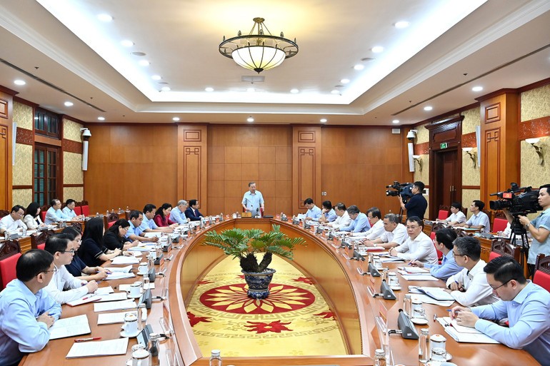 Tháo gỡ vướng mắc phát sinh, đảm bảo tính thống nhất, đồng bộ của hệ thống pháp luật