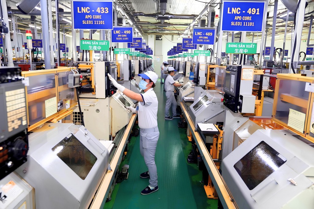 Các khu công nghiệp của TP Hồ Chí Minh trở thành điểm đến hấp dẫn cho nhà đầu tư nước ngoài ngành công nghệ cao. Các khu công nghiệp của TP Hồ Chí Minh trở thành điểm đến hấp dẫn cho nhà đầu tư nước ngoài ngành công nghệ cao.