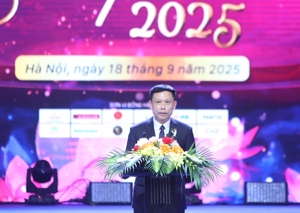 PGS. TS Nguyễn Thành Lợi - Tổng Biên tập Báo Kinh tế &amp; Đô thị, Trưởng Ban Tổ chức phát biểu khai mạc chương trình