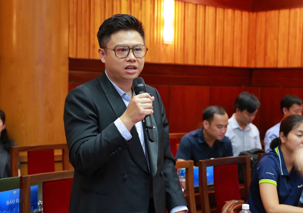 Chủ tịch UBND tỉnh Tây Ninh đối thoại với cộng đồng doanh nghiệp Chủ tịch UBND tỉnh Tây Ninh đối thoại với cộng đồng doanh nghiệp