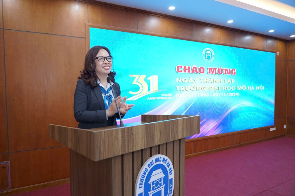 Bài 2: Công nghệ số mở rộng chân trời tri thức Bài 2: Công nghệ số mở rộng chân trời tri thức