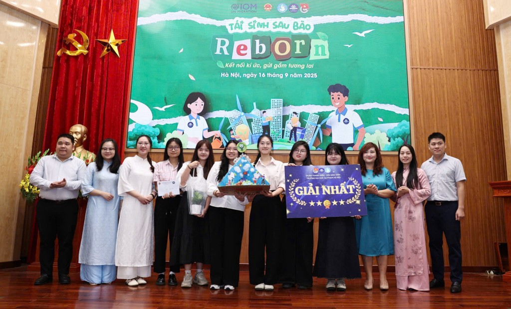 “Tái sinh sau bão”: Tuổi trẻ gửi gắm tương lai xanh “Tái sinh sau bão”: Tuổi trẻ gửi gắm tương lai xanh