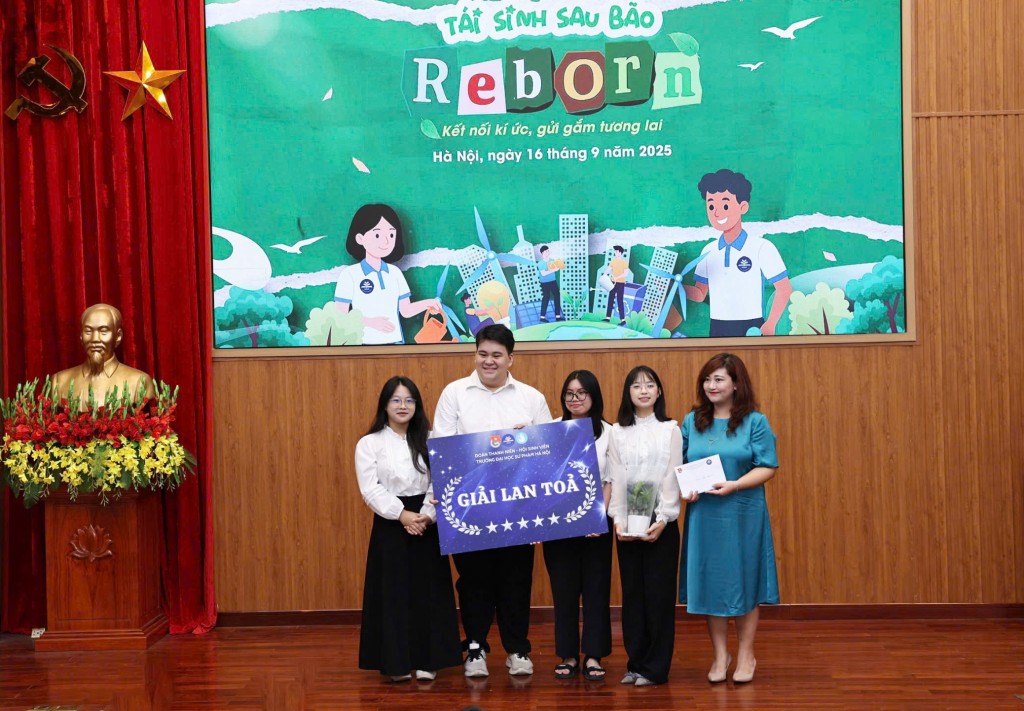 “Tái sinh sau bão”: Tuổi trẻ gửi gắm tương lai xanh “Tái sinh sau bão”: Tuổi trẻ gửi gắm tương lai xanh