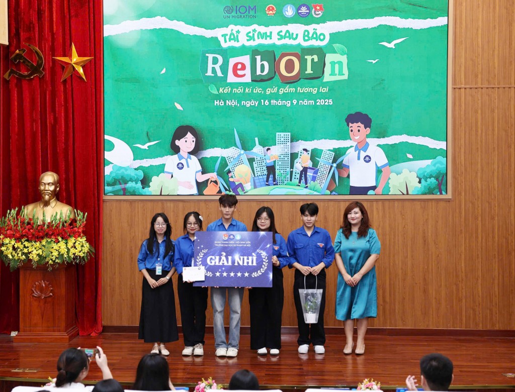 “Tái sinh sau bão”: Tuổi trẻ gửi gắm tương lai xanh “Tái sinh sau bão”: Tuổi trẻ gửi gắm tương lai xanh