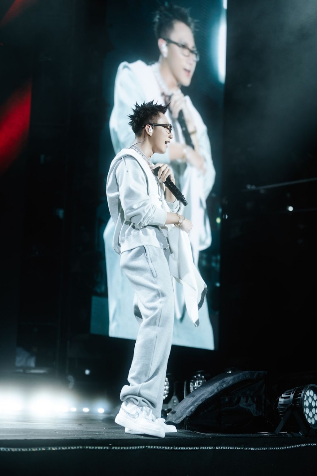 Sơn Tùng Sơn Tùng