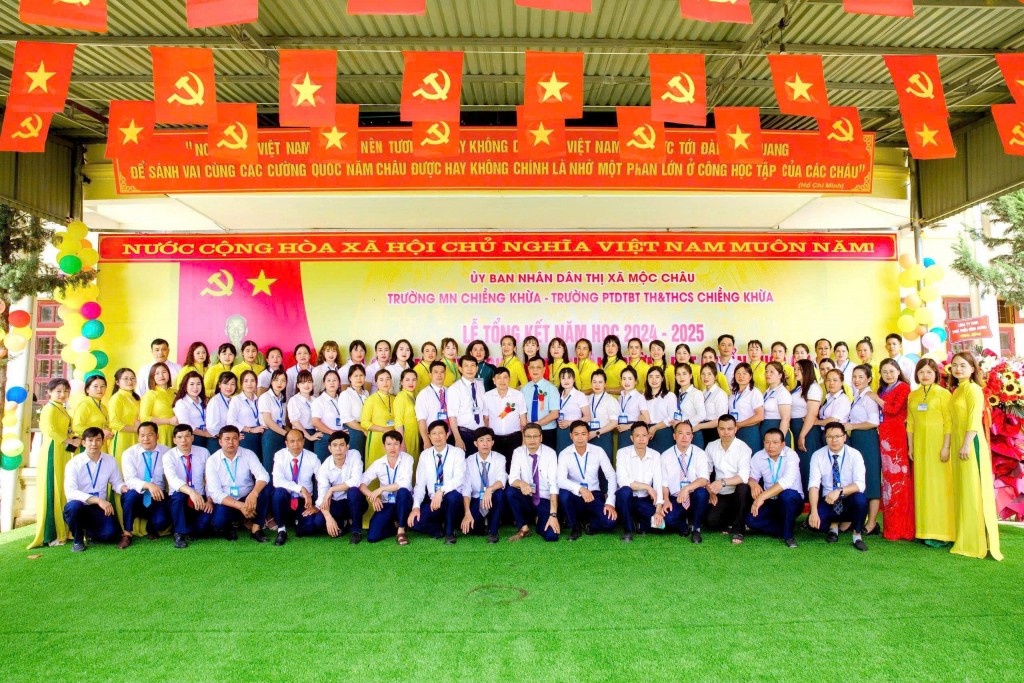 Bài 2: Thắp sáng niềm tin cho thầy trò vùng biên Bài 2: Thắp sáng niềm tin cho thầy trò vùng biên