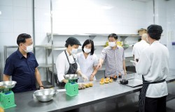 55 cơ sở kinh doanh, sản xuất thực phẩm được kiểm tra trong tháng