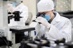 Bài 3: “Cú hích” khai thông điểm nghẽn trong tự chủ đại học