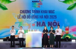 "Thưởng vị Hà Nội" giữa thu Tây Hồ