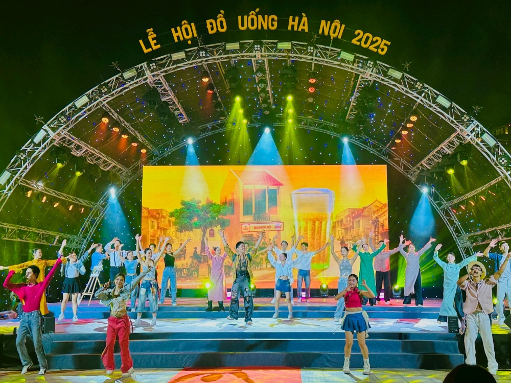 Thưởng vị Hà Nội giữa thu Tây Hồ Thưởng vị Hà Nội giữa thu Tây Hồ