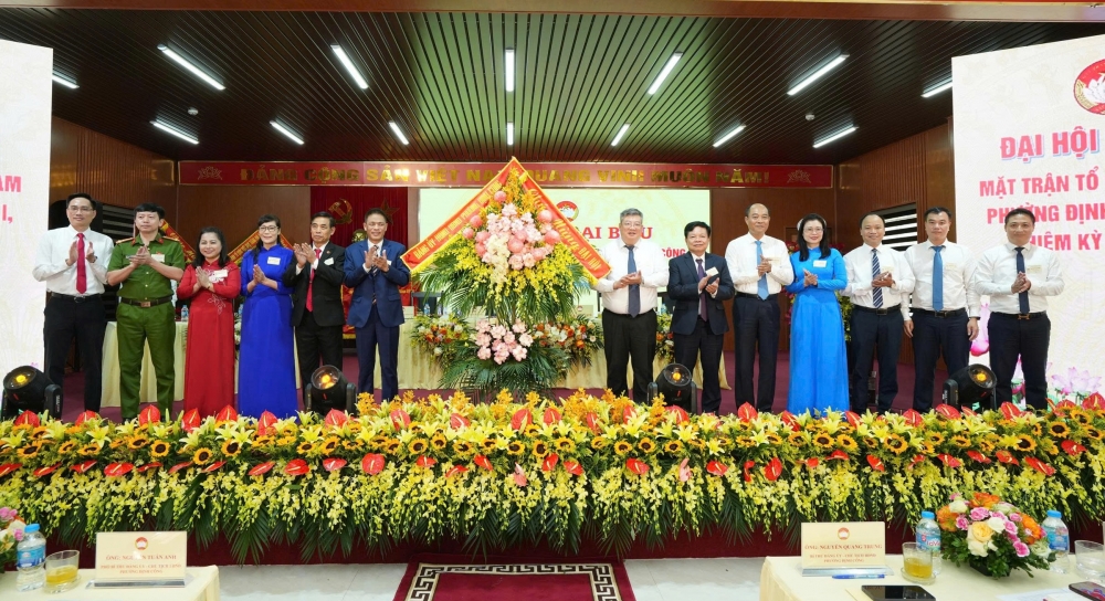 Khí thế mới từ Đại hội MTTQ Việt Nam phường Định Công lần thứ I Khí thế mới từ Đại hội MTTQ Việt Nam phường Định Công lần thứ I