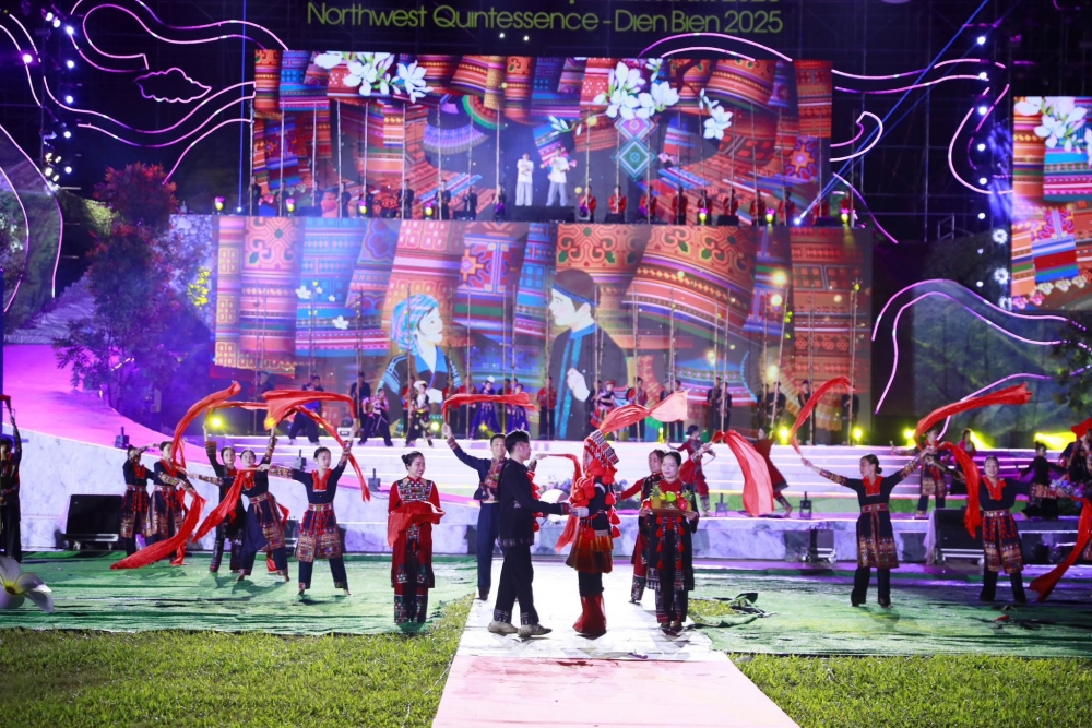 Khai mạc Festival Tinh hoa Tây Bắc - Điện Biên năm 2025