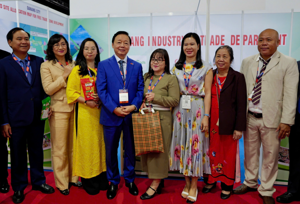 Các doanh nghiệp ngành Halal bày tỏ vui mừng trước sự quan tâm, động viên của Lãnh đạo Chính phủ - Ảnh: VGP/XT Các doanh nghiệp ngành Halal bày tỏ vui mừng trước sự quan tâm, động viên của Lãnh đạo Chính phủ - Ảnh: VGP/XT