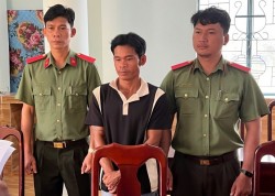 Khởi tố đối tượng tổ chức cho người khác xuất cảnh trái phép