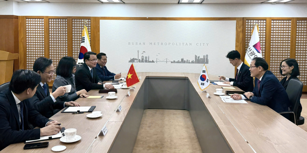 Tây Ninh đẩy mạnh hợp tác kinh tế với thành phố Busan (Hàn Quốc) Tây Ninh đẩy mạnh hợp tác kinh tế với thành phố Busan (Hàn Quốc)