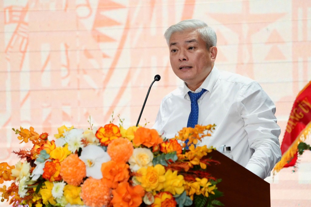 Bí thư Đảng uỷ, Chủ tịch HĐND phường Mai Trọng Thái phát biểu tại Đại hội