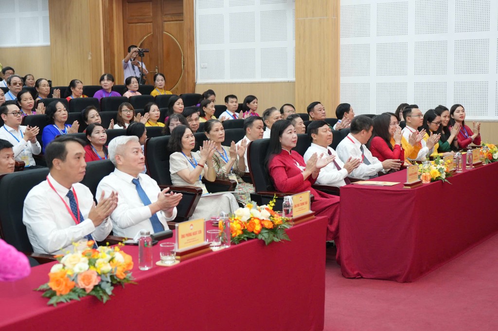Các đại biểu dự Đại hội
