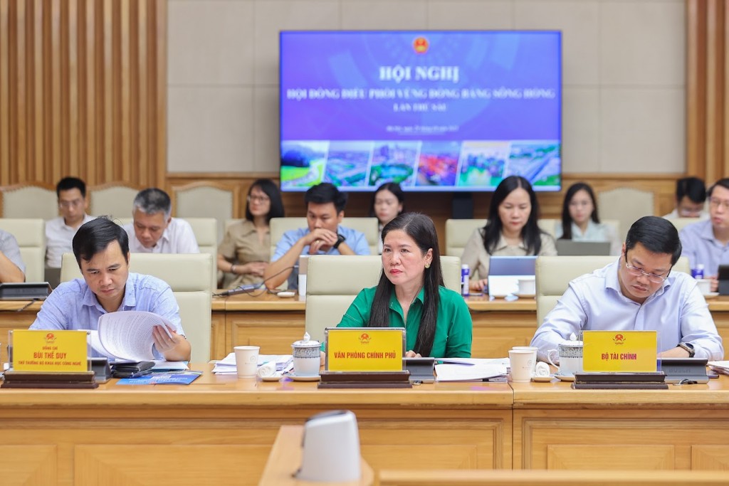 Các đại biểu tham dự Hội nghị - Ảnh: VGP/Nhật Bắc Các đại biểu tham dự Hội nghị - Ảnh: VGP/Nhật Bắc