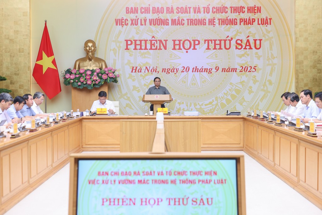 Thủ tướng Chính phủ Phạm Minh Chính, Trưởng Ban Chỉ đạo rà soát, xử lý vướng mắc trong hệ thống văn bản quy phạm pháp luật chủ trì phiên họp thứ sáu của Ban Chỉ đạo - Ảnh: VGP/Nhật Bắc Thủ tướng Chính phủ Phạm Minh Chính, Trưởng Ban Chỉ đạo rà soát, xử lý vướng mắc trong hệ thống văn bản quy phạm pháp luật chủ trì phiên họp thứ sáu của Ban Chỉ đạo - Ảnh: VGP/Nhật Bắc