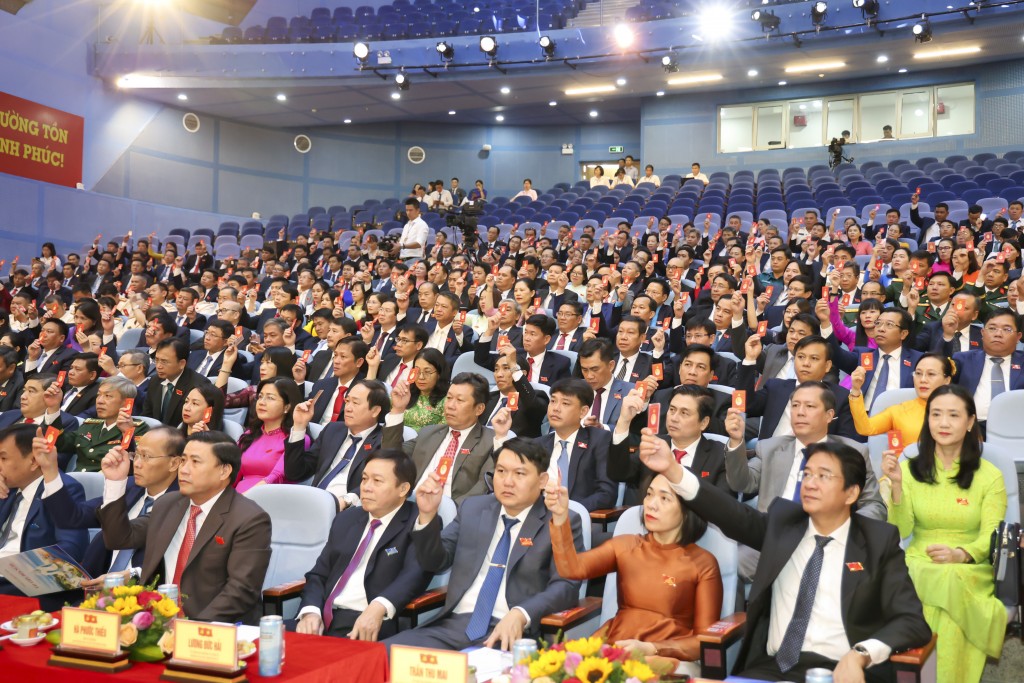 có 396 đại biểu chính thức được triệu tập, đại diện gần 74.000 đảng viên trong toàn Đảng bộ tỉnh về dự Đại hội có 396 đại biểu chính thức được triệu tập, đại diện gần 74.000 đảng viên trong toàn Đảng bộ tỉnh về dự Đại hội