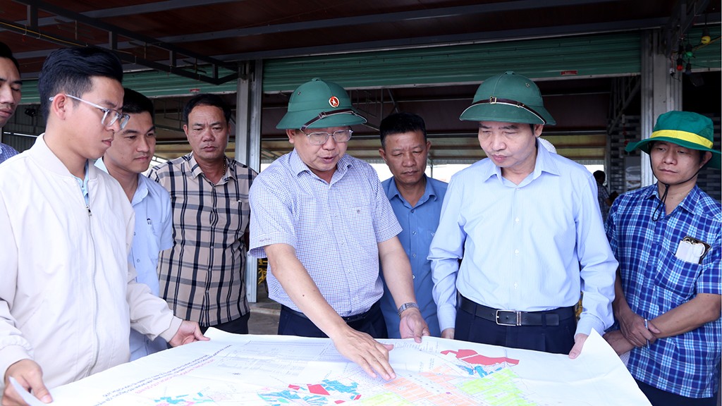 Đoàn công tác của UBND tỉnh Đắk Lắk do đồng chí Tạ Anh Tuấn, Chủ tịch UBND tỉnh làm trưởng đoàn đã có buổi kiểm tra thực địa, rà soát toàn diện tình hình triển khai Dự án hồ chứa nước Krông Pách Thượng (Ảnh: Tuấn Hải) Đoàn công tác của UBND tỉnh Đắk Lắk do đồng chí Tạ Anh Tuấn, Chủ tịch UBND tỉnh làm trưởng đoàn đã có buổi kiểm tra thực địa, rà soát toàn diện tình hình triển khai Dự án hồ chứa nước Krông Pách Thượng (Ảnh: Tuấn Hải)