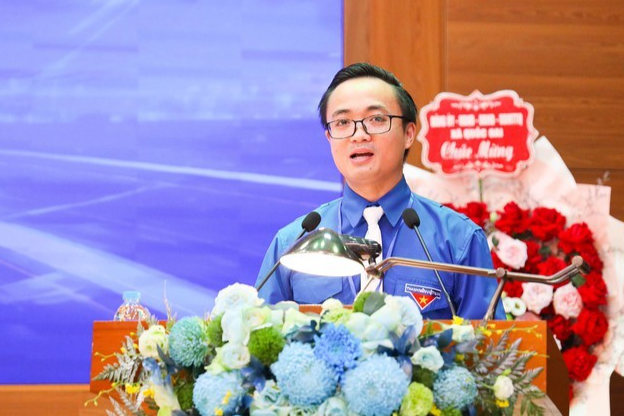 Sức trẻ viết tiếp câu chuyện xây dựng quê hương giàu đẹp Sức trẻ viết tiếp câu chuyện xây dựng quê hương giàu đẹp