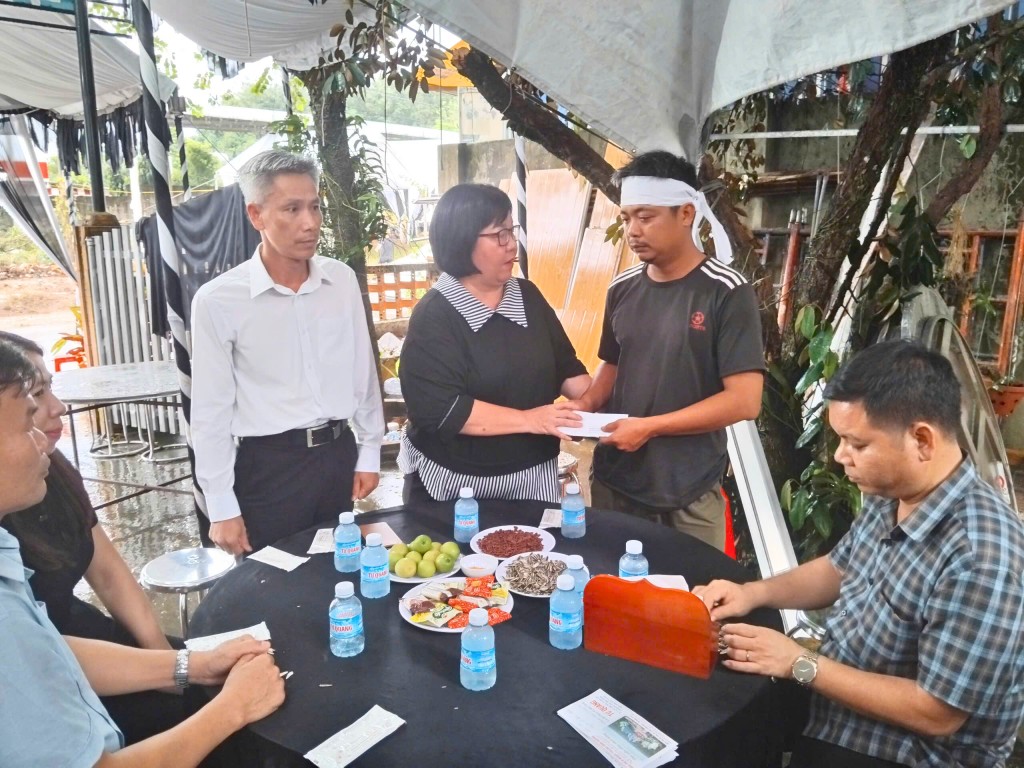 Xem xét khởi tố tài xế vi phạm nồng độ cồn khiến ba mẹ con tử vong