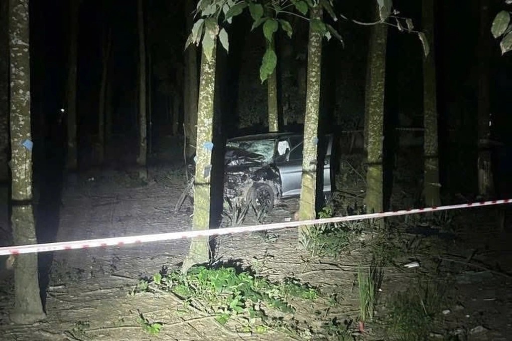 Hiện trường vụ tai nạn thương tâm làm 3 mẹ con tử vong. Ảnh: T.T