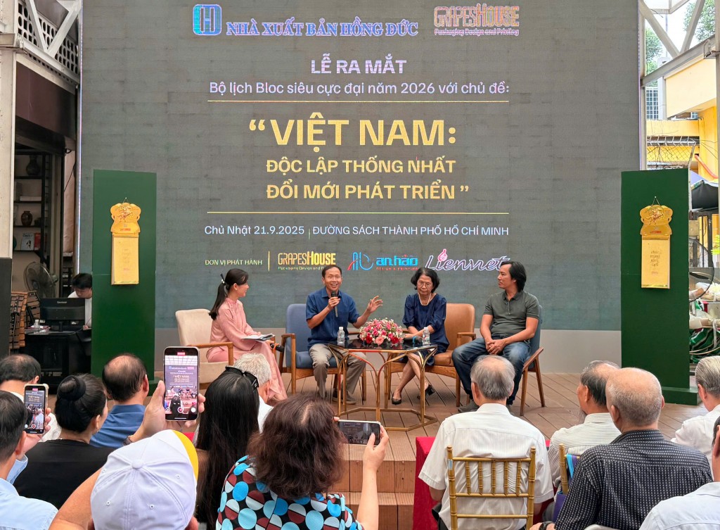 Nhà xuất bản Hồng Đức và Công ty TNHH Grapeshouse ra mắt bộ lịch