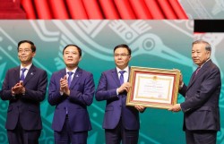 Tổng Bí thư Tô Lâm dự Lễ kỷ niệm 50 năm ngày thành lập Petrovietnam