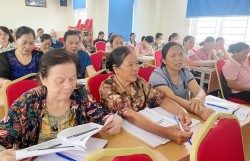 Tập huấn cho 100 công tác viên dân số về sàng lọc khiếm thính