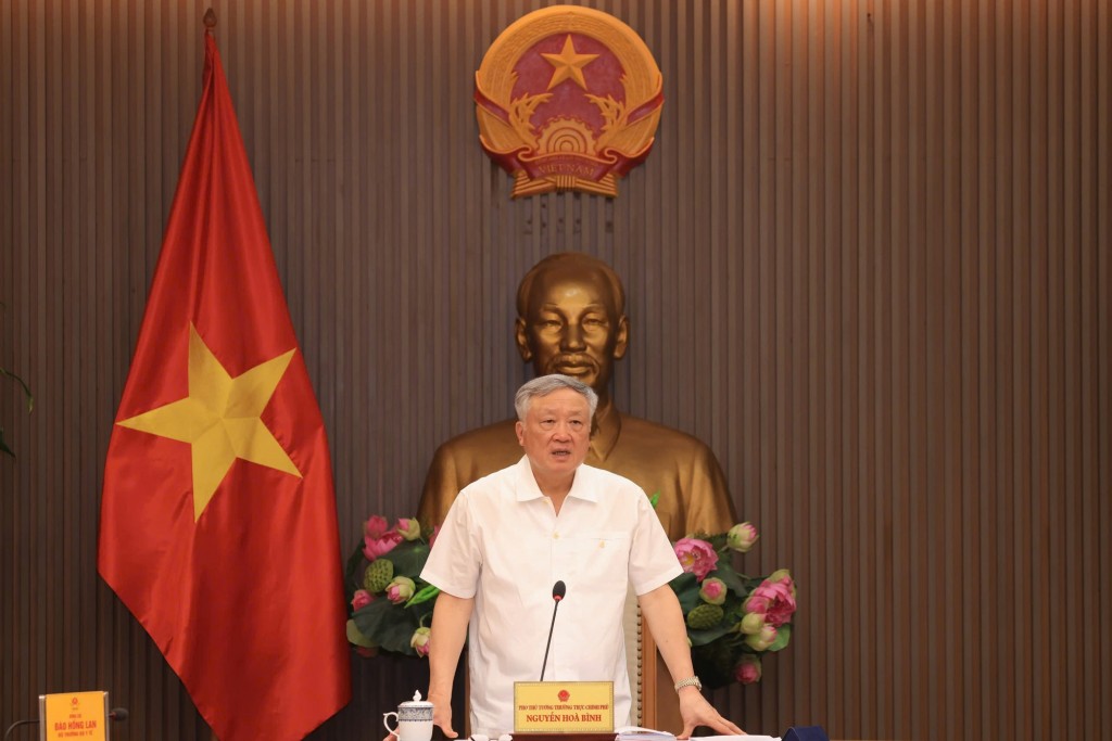 Phó Thủ tướng Thường trực cho biết, Chính phủ rất quyết liệt trong việc thực hiện chỉ đạo của Bộ Chính trị về tập trung tháo gỡ khó khăn cho các dự án - Ảnh: VGP/Nguyễn Hoàng