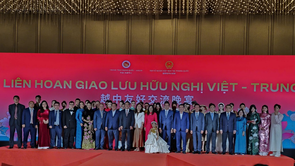 Tây Ninh tìm cơ hội hợp tác du lịch, đầu tư công nghệ cao